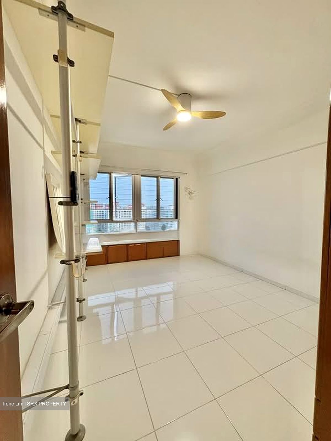 Blk 647 Pasir Ris Drive 10 (Pasir Ris), HDB Executive #603047941